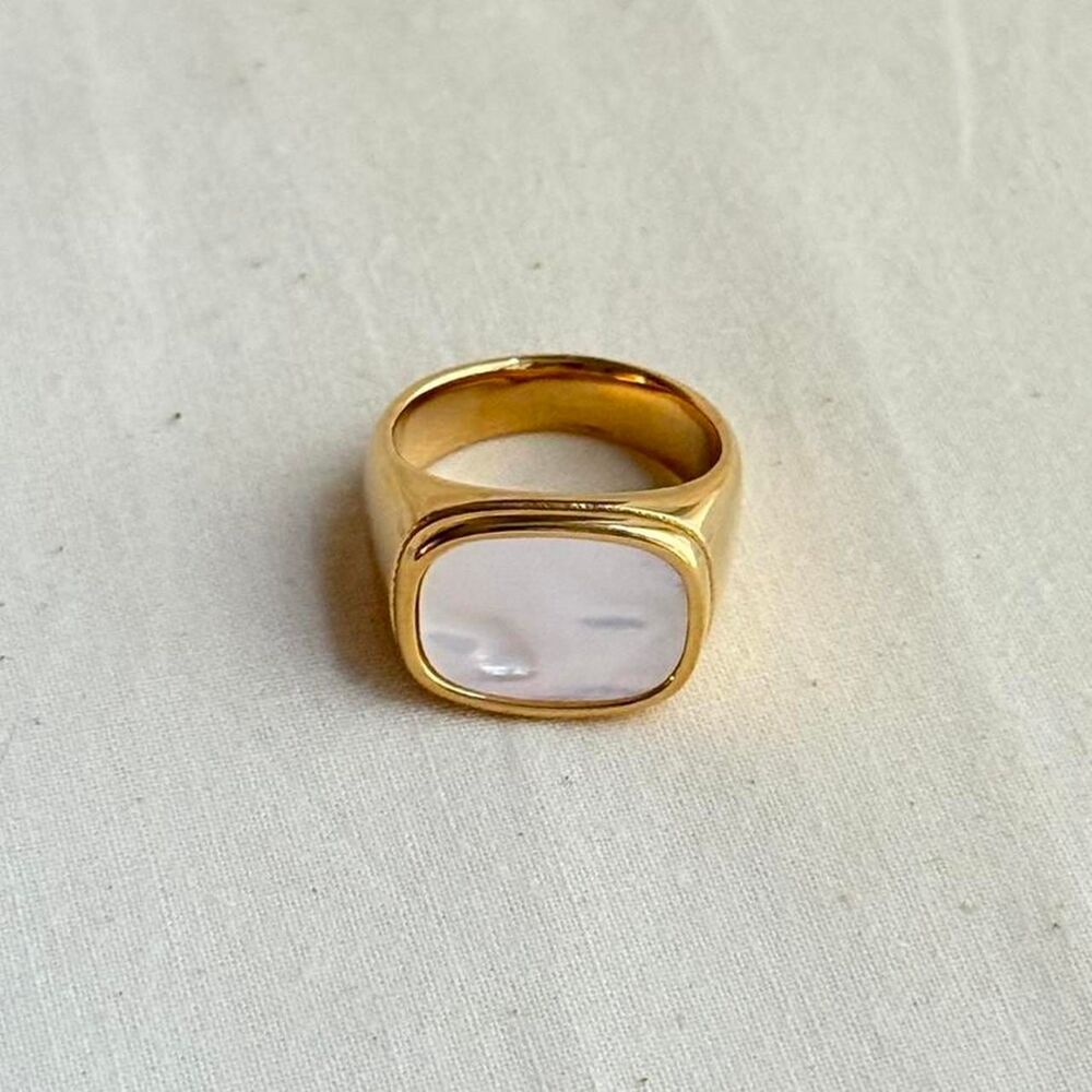 Unbranded Women's Gold and Pink Jewellery
